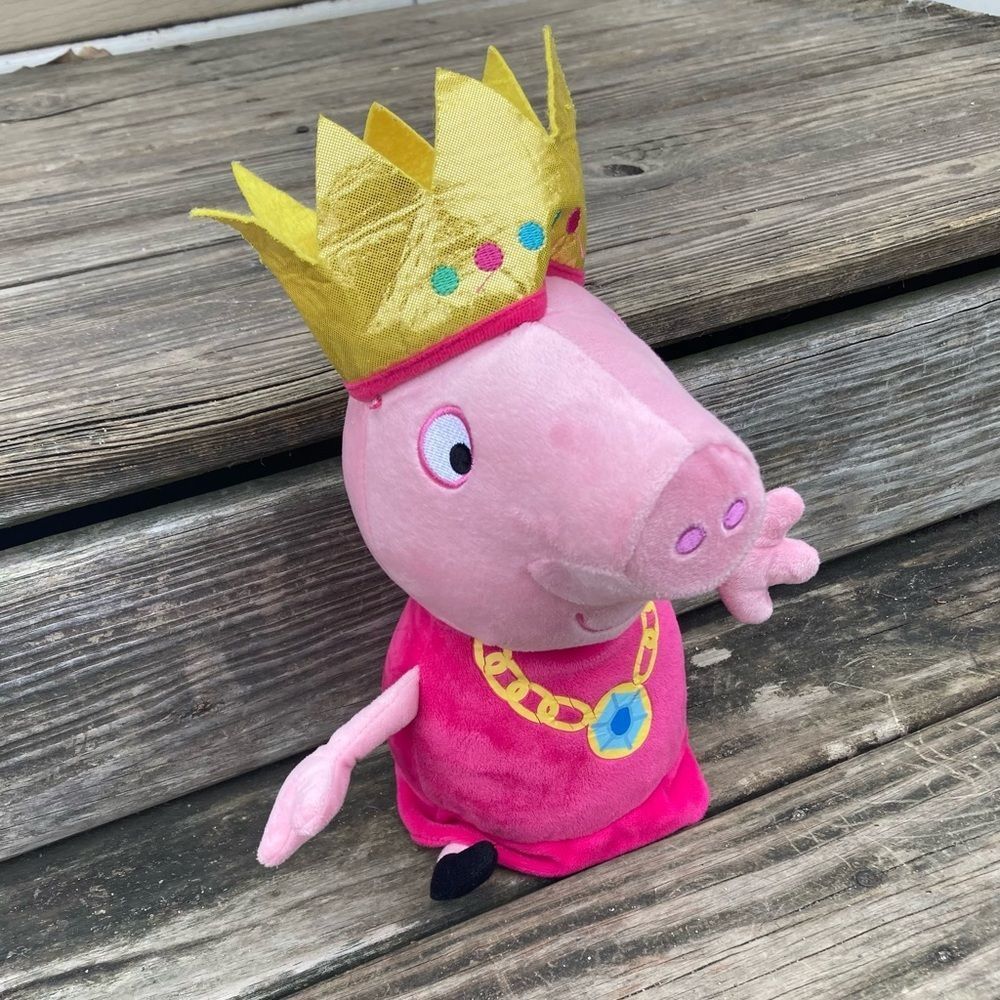 PEPPA PIG PRINCESS N OINK TALKING PLUSH TOY